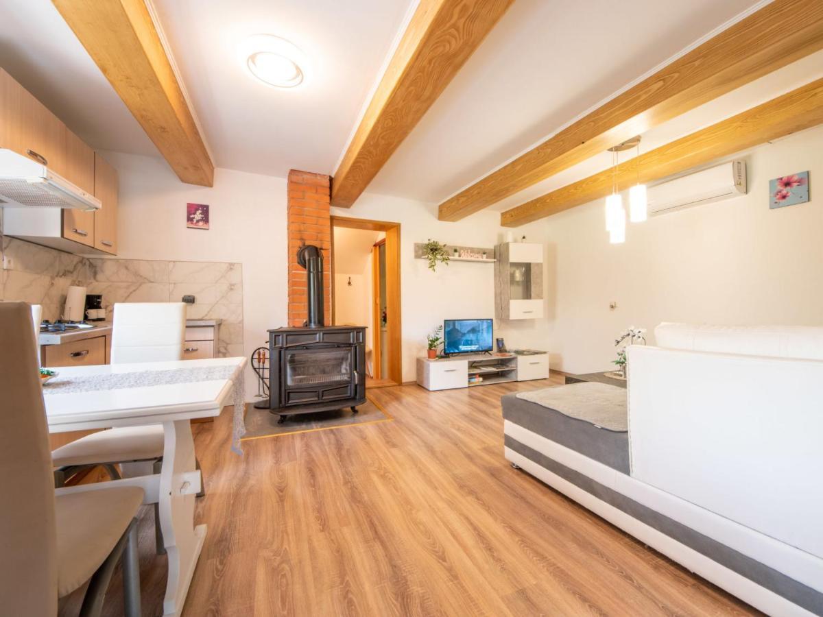 Holiday Home Tina By Interhome Tounj Екстер'єр фото